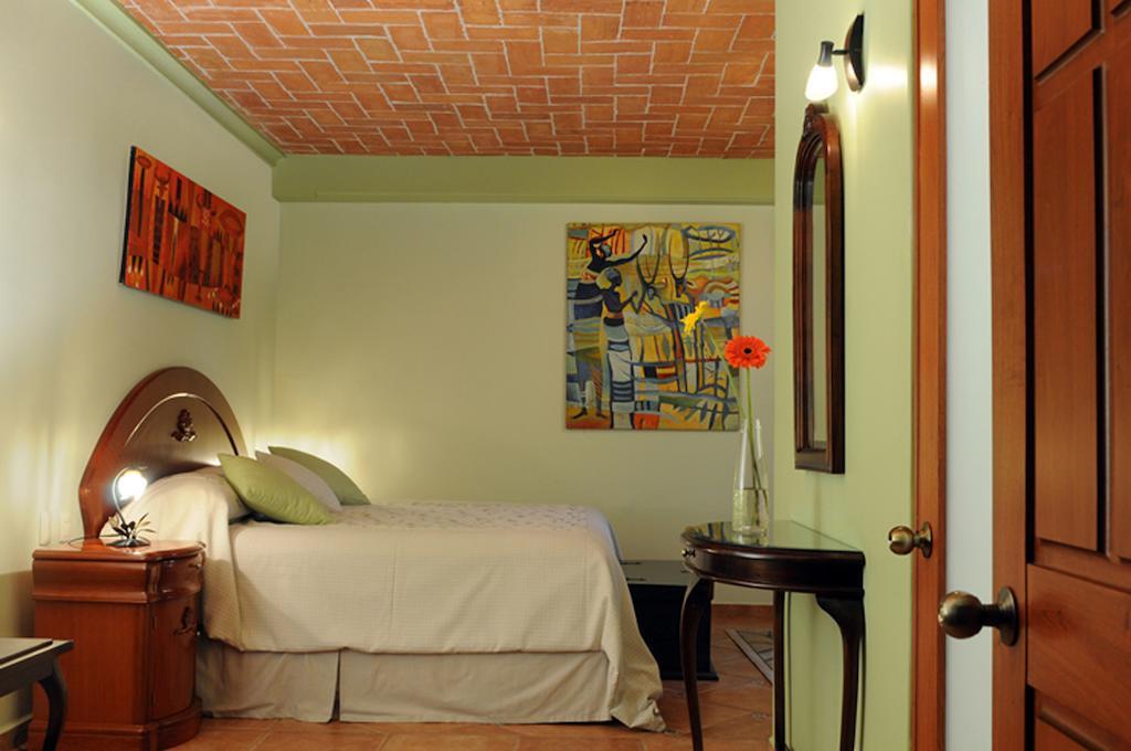 Marhialja Hotel Boutique Oaxaca Habitación foto